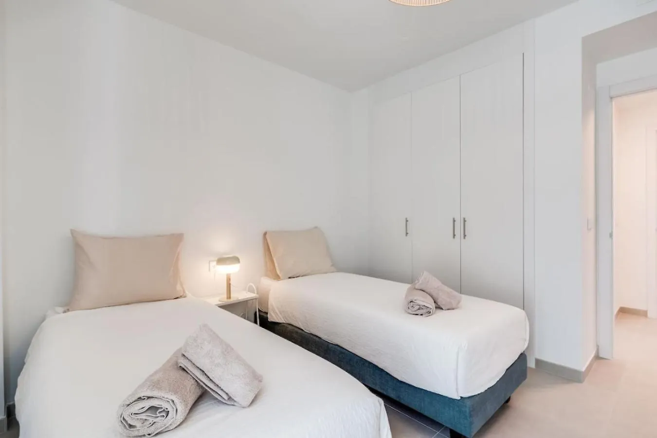 Charming 3Br Apartment With Panoramic Views Εστεπόνα