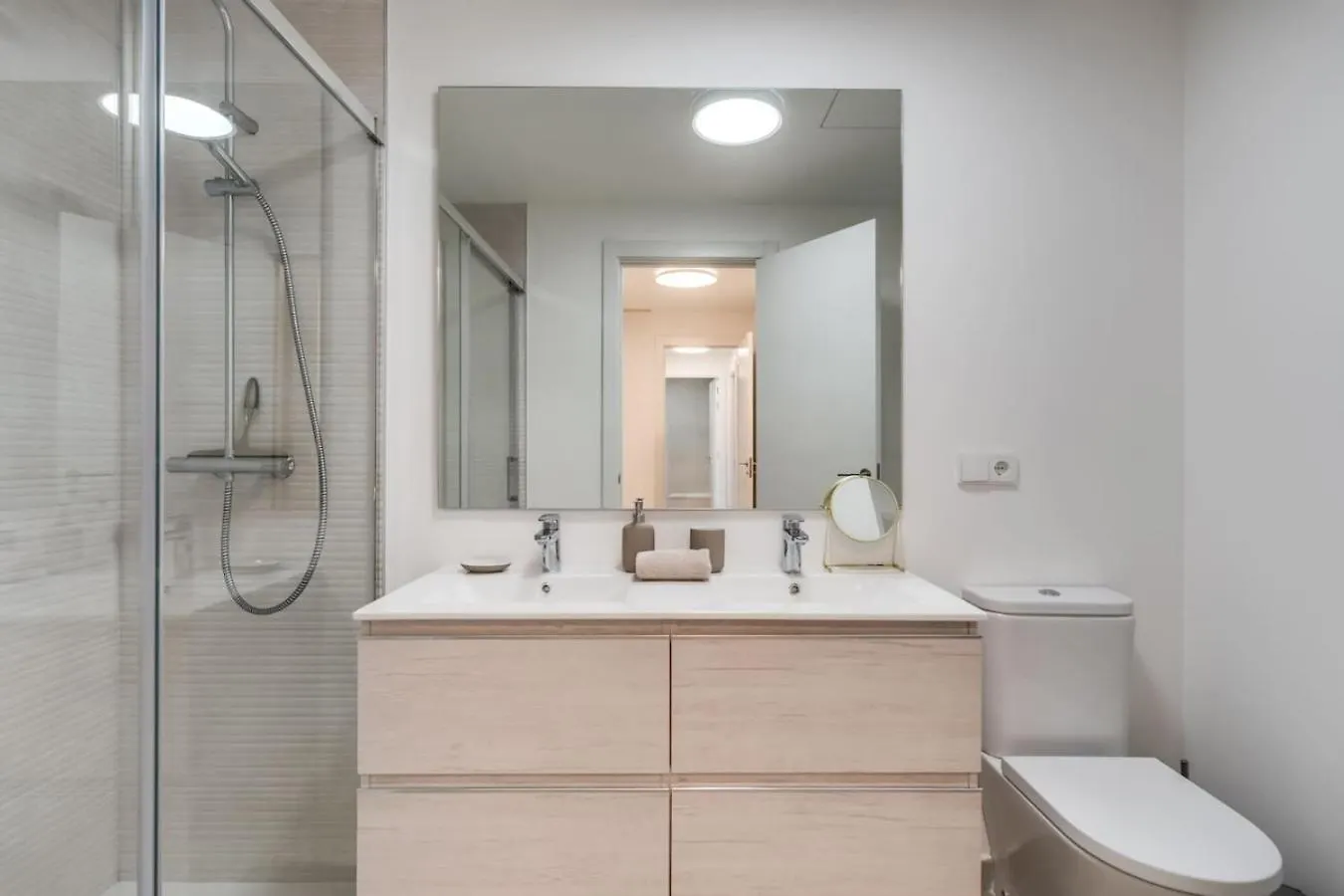 Charming 3Br Apartment With Panoramic Views Εστεπόνα