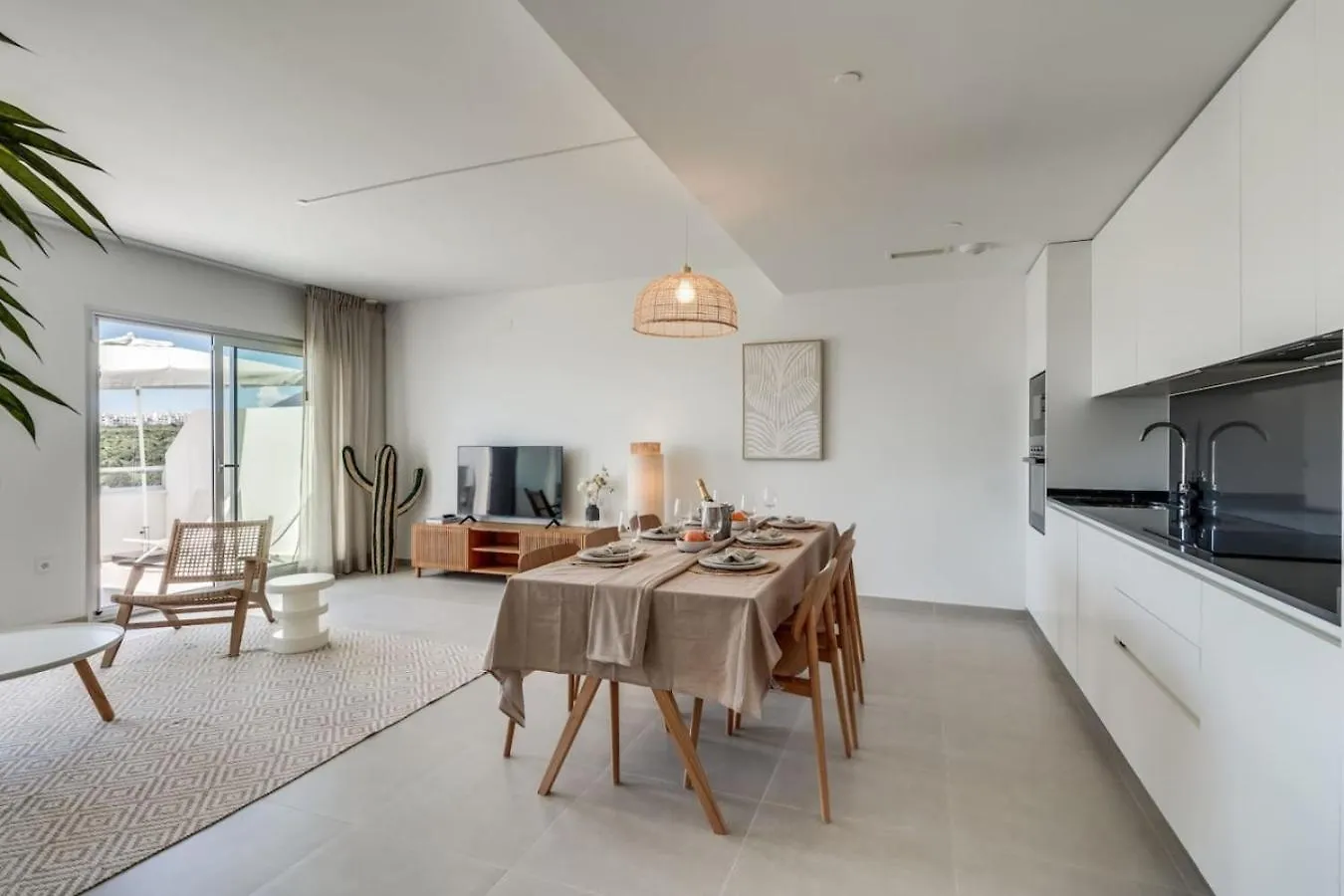 Charming 3Br Apartment With Panoramic Views Εστεπόνα 0*,  Ισπανία